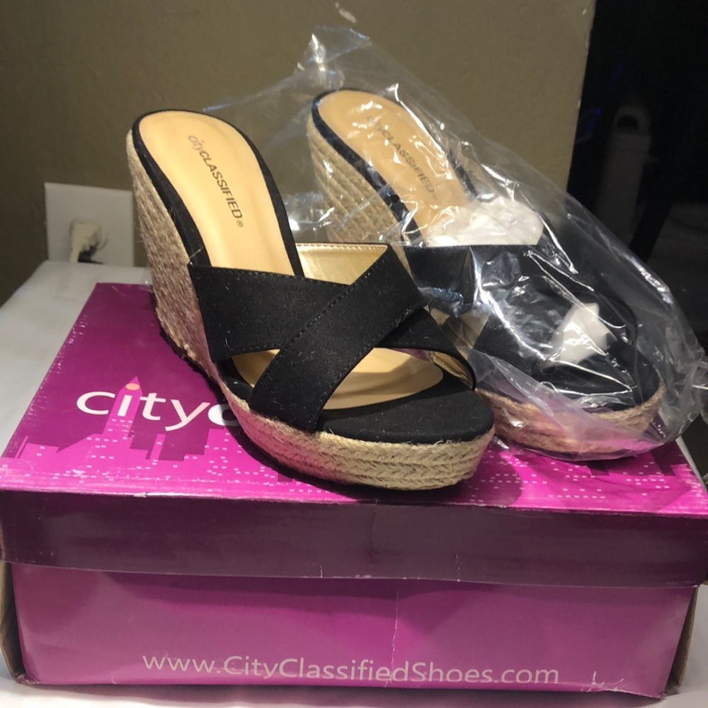 Mixer- H Wedges - BRAND NEW